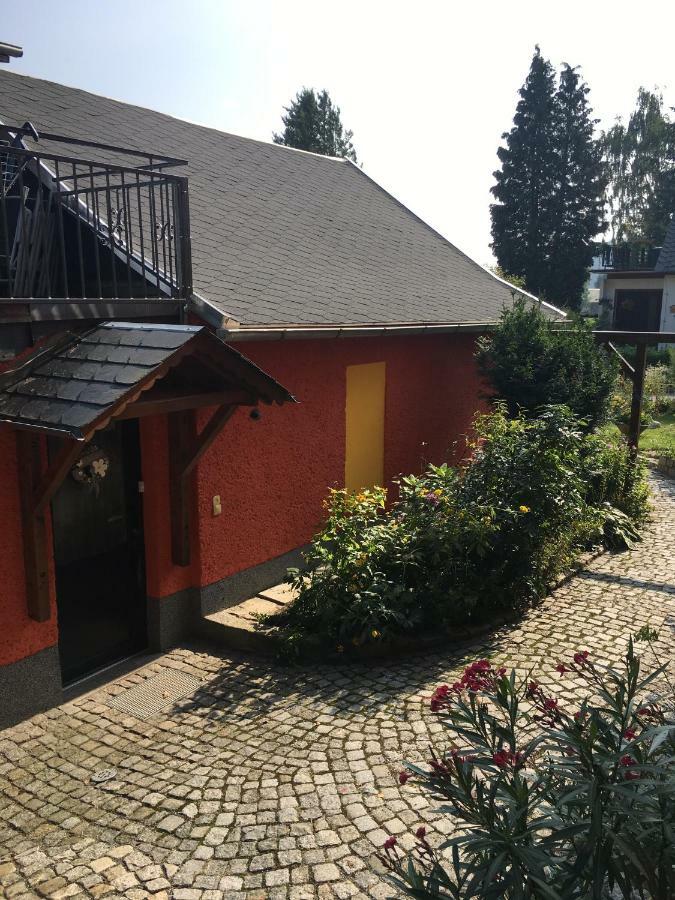 Ferienwohnung Guerth Kleinhennersdorf Екстериор снимка
