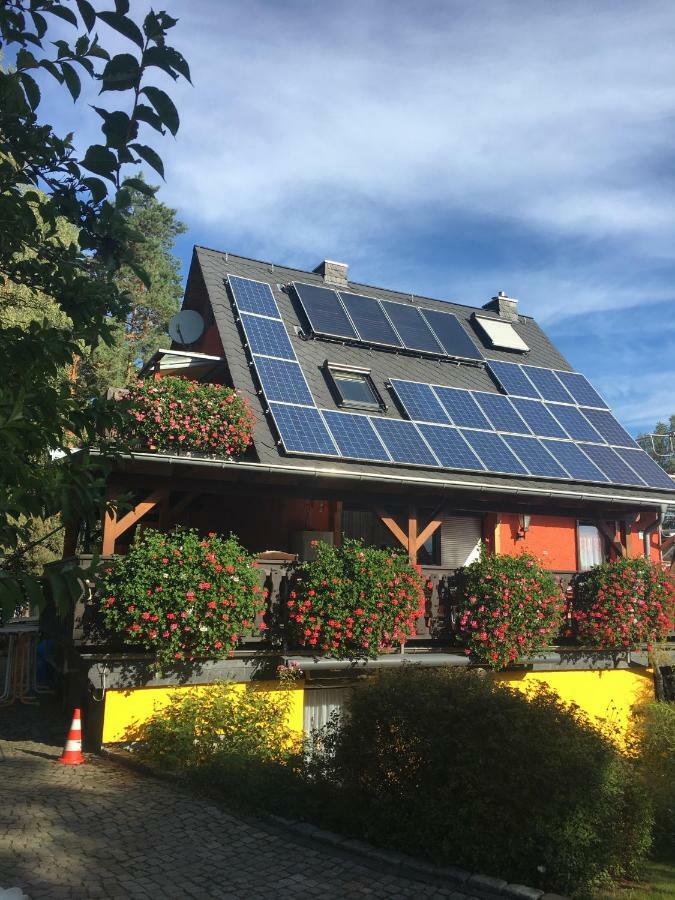 Ferienwohnung Guerth Kleinhennersdorf Екстериор снимка